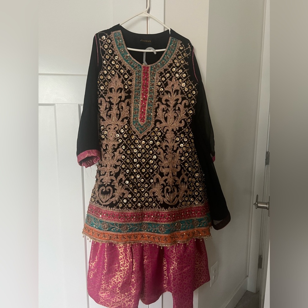 Brand New Never been worn 3 piece formal gharara